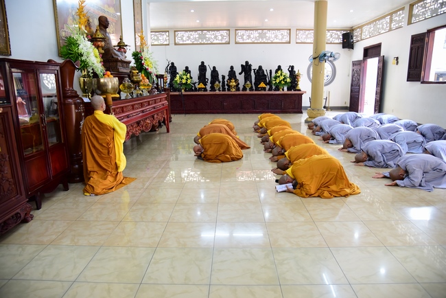 Lễ truyền giới Sa di Phương Trượng